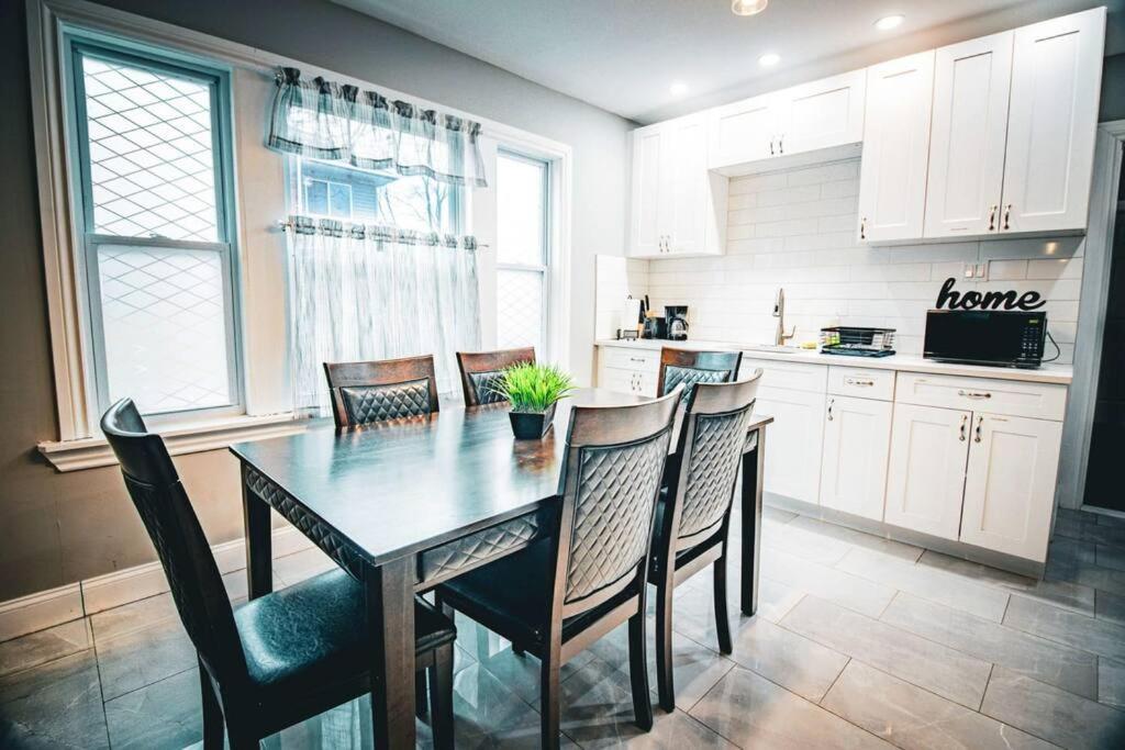 Comfortable 3Br, 1 Bath Close To The Falls Niagara Falls Exteriér fotografie
