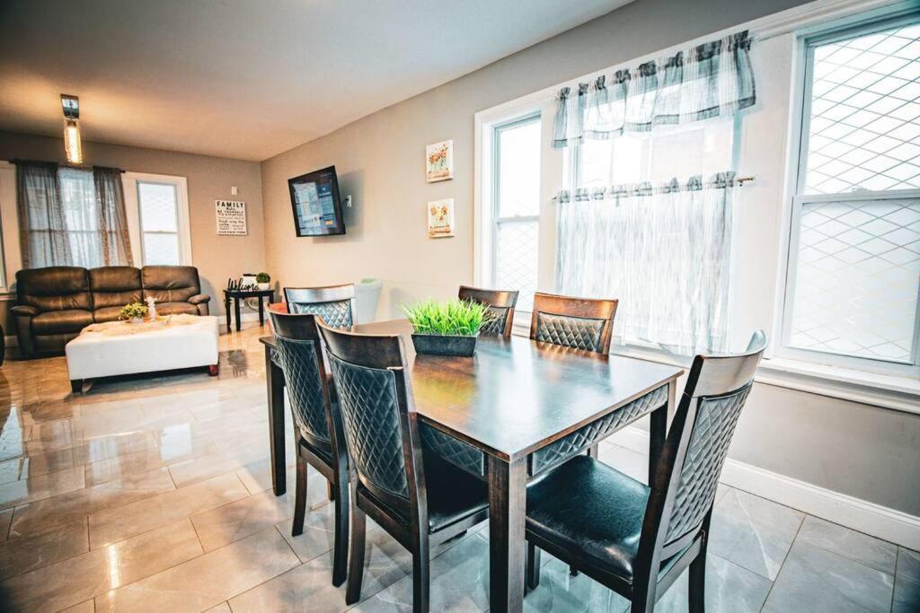 Comfortable 3Br, 1 Bath Close To The Falls Niagara Falls Exteriér fotografie