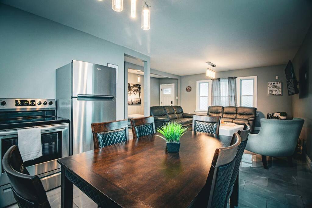 Comfortable 3Br, 1 Bath Close To The Falls Niagara Falls Exteriér fotografie